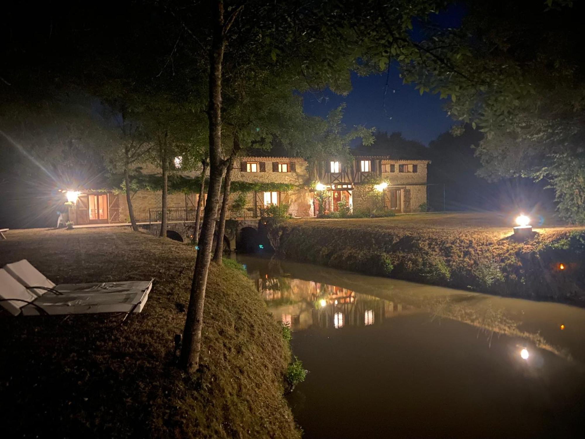 Gite Le Moulin Samsara Homps  Ngoại thất bức ảnh